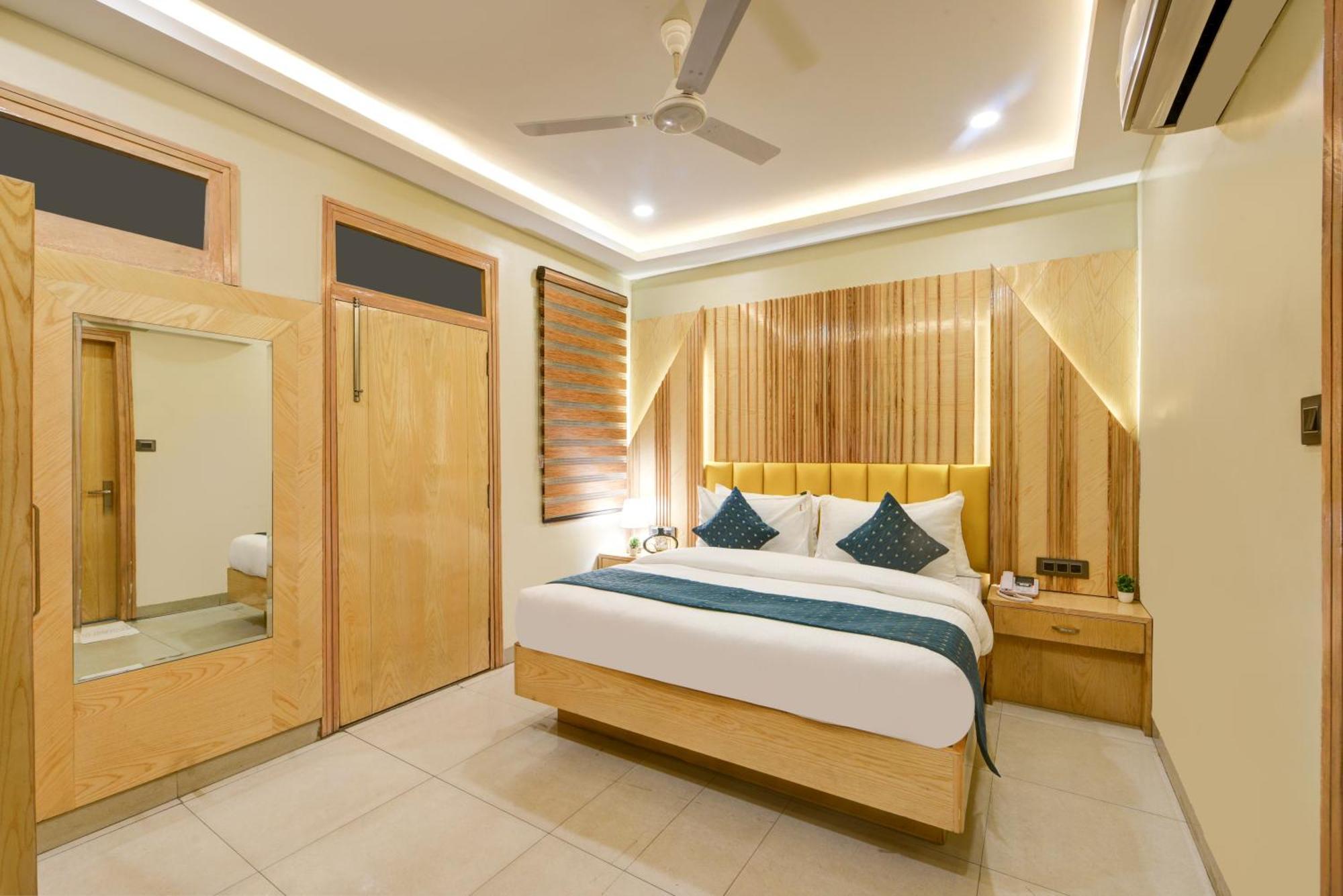 New Frontier - 2 Mins From Old Delhi Railway Station & Chandni Chowk Bagian luar foto