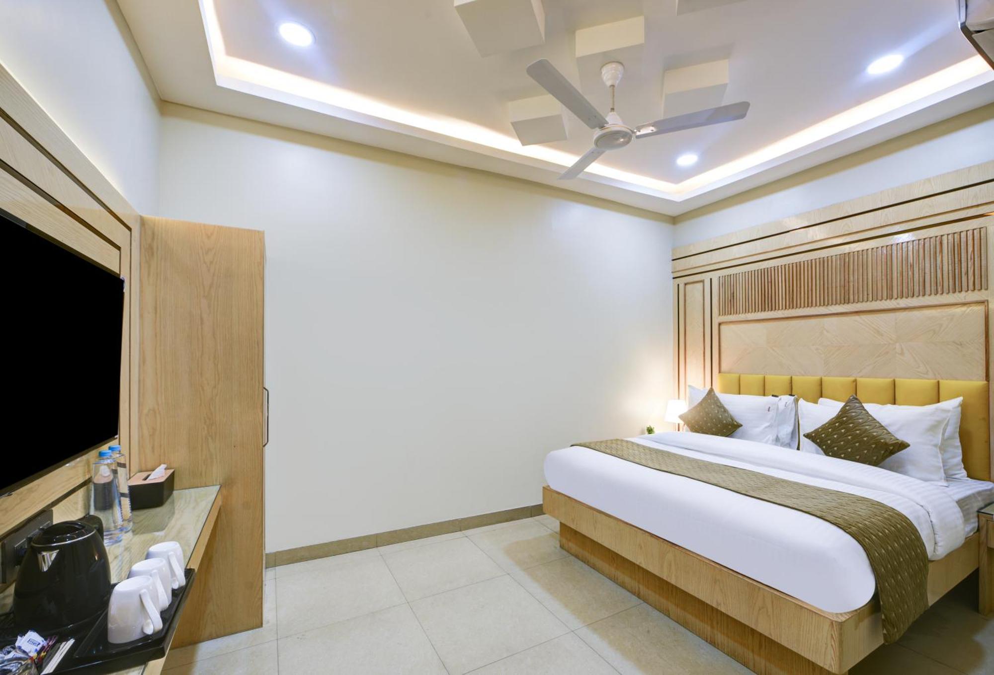 New Frontier - 2 Mins From Old Delhi Railway Station & Chandni Chowk Bagian luar foto