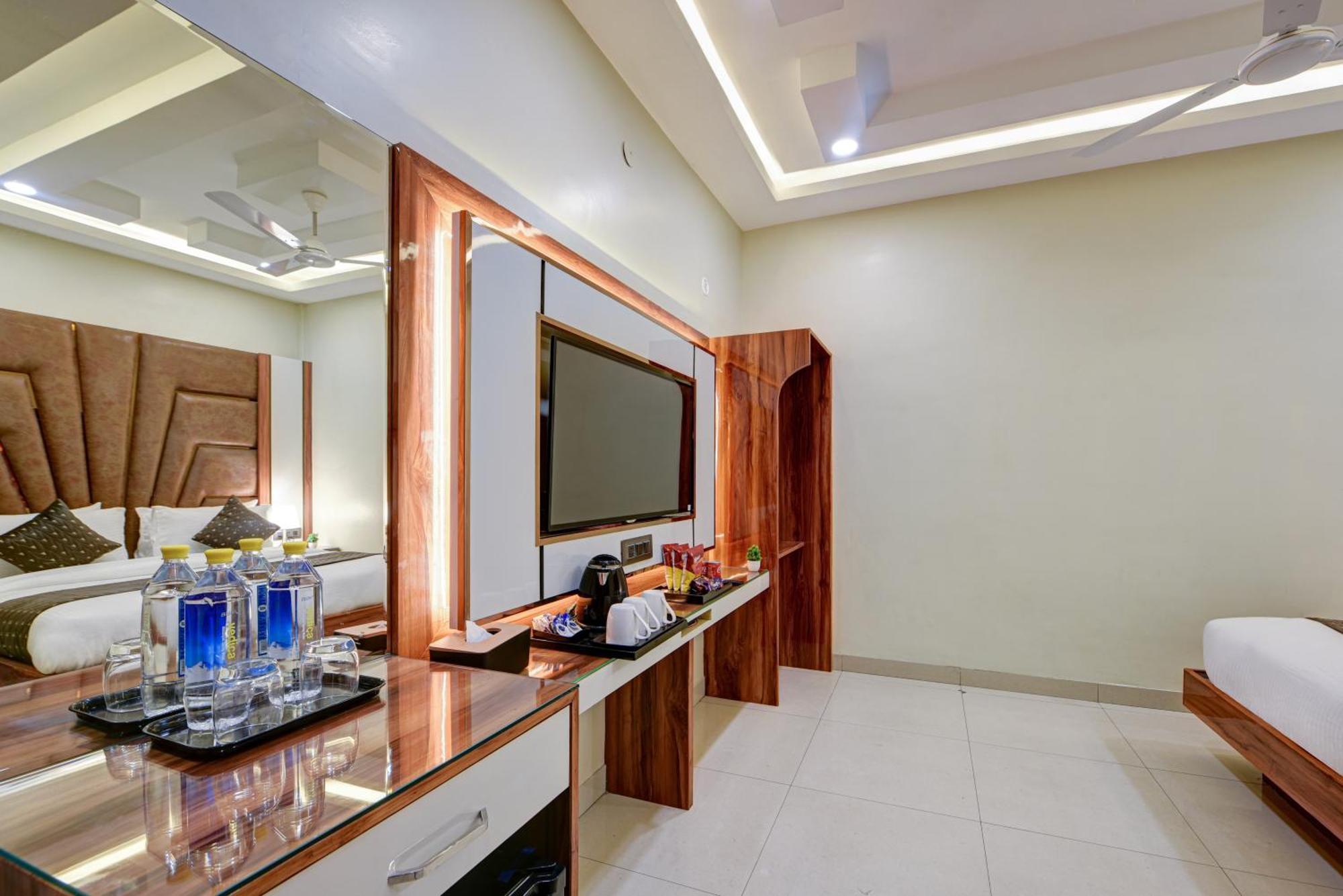 New Frontier - 2 Mins From Old Delhi Railway Station & Chandni Chowk Bagian luar foto